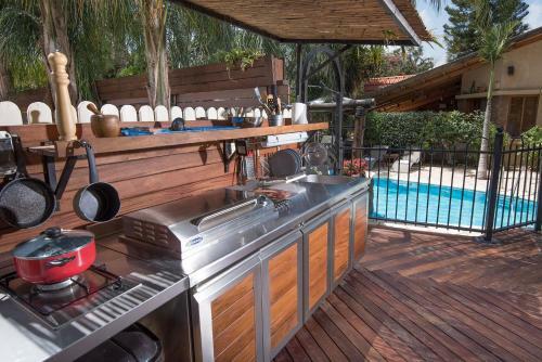 Lodge Out Of Africa Resort