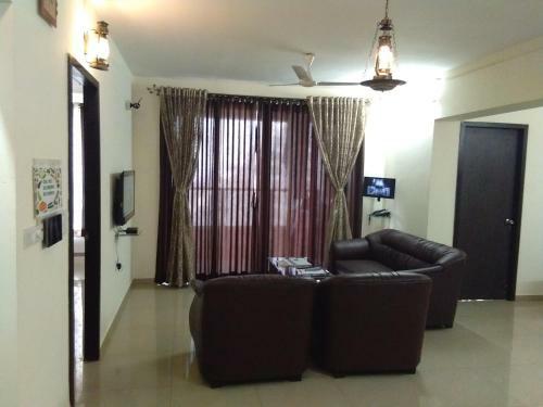 Hostal 3bhk Pure Veg Apartment In Amanora