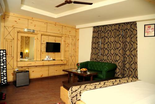 Hotel Grand Sharan