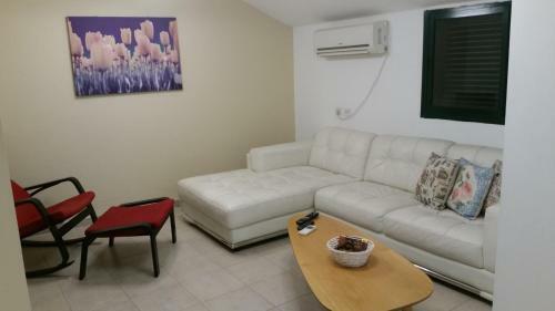 Ha-meyasdim 63 Apartment
