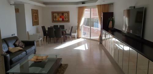Amdar Luxury Apart Residence