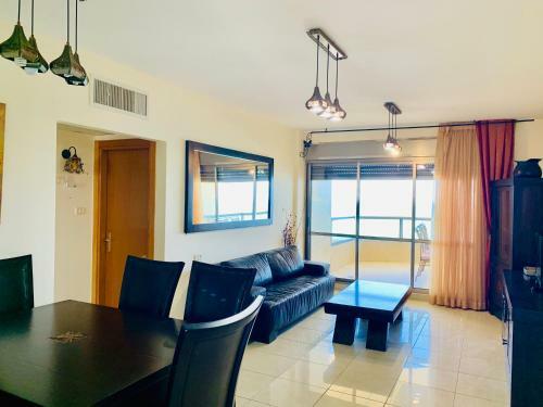 Royal King David Apartment