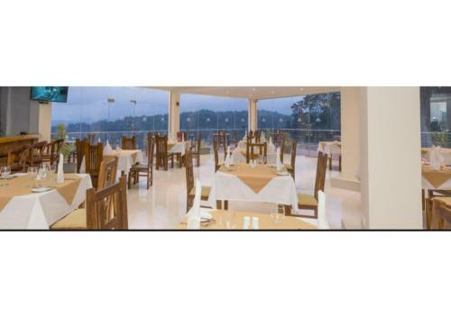 Luxury Hotel With Rooftop Restaurant