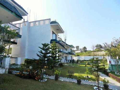 Posada Van Durga Villas & Suites