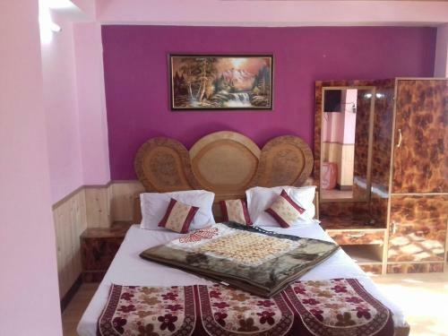 Delightful Stay Between The Valley