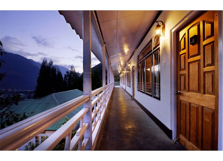Hotel Summit Alpine Resort