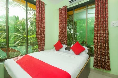 Hotel Oyo 19512 Pednekar's Home Stay