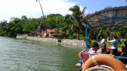 Hotel Kandamath Heritage Resort