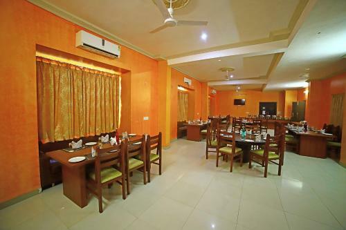 Hotel Dreams Resort Udaipur