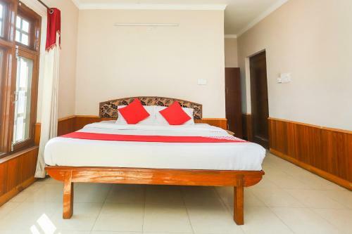 Hotel Oyo 60812 Ocimum Palace