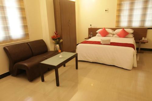 Hotel Aakash Inn