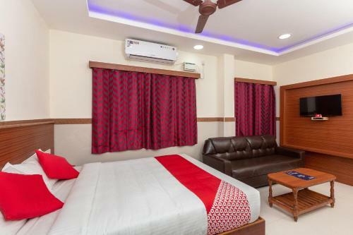 Hotel Oyo 23687 Kumaran Millennium Residency