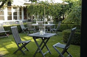 Bed & Breakfast Links House