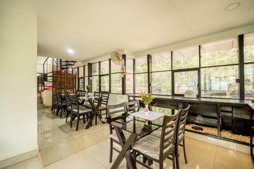 Anies Garden