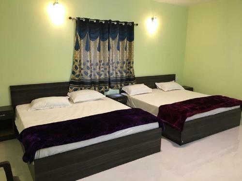 Hotel Praba Rooms And Cottages