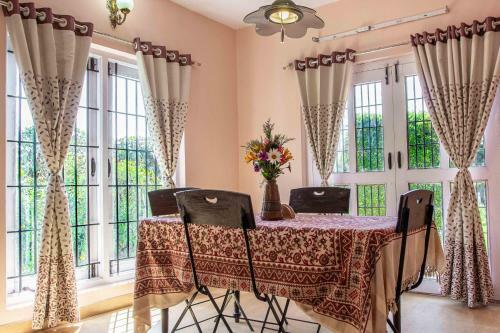 Villa Pine View Stay Ooty