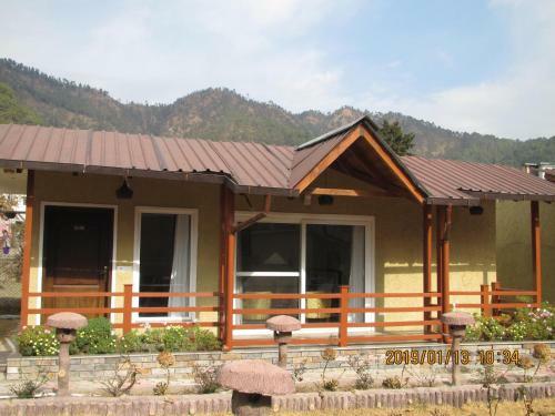 Hotel Econostay Misty Oaks