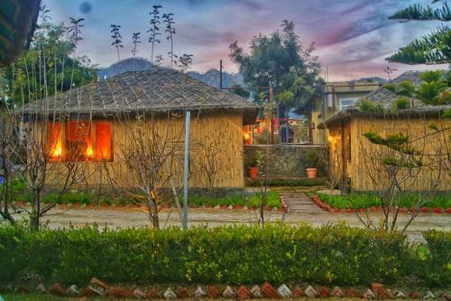 Hotel Econostay Misty Oaks