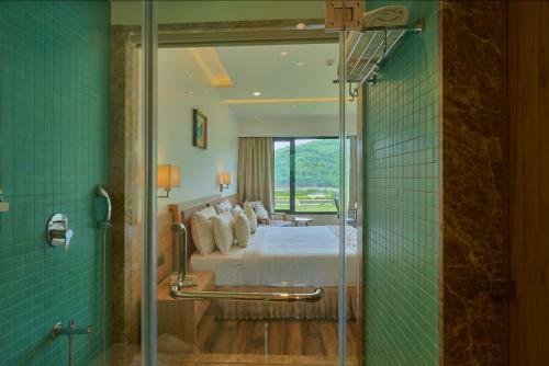 Blu Feather Hotel & Spa