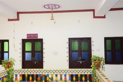 Bed & Breakfast Little Prince Cafe & Room