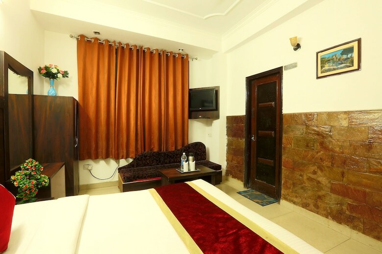 Hotel Katra Residency