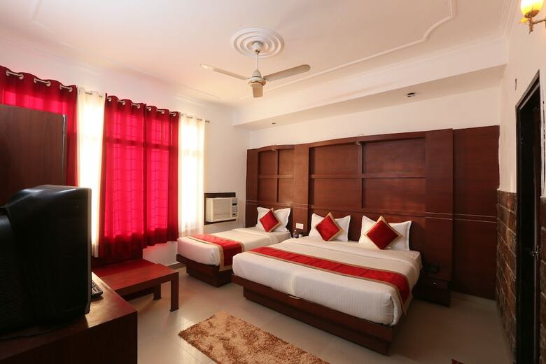 Hotel Katra Residency