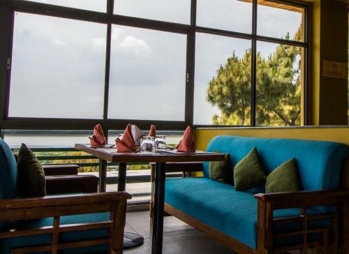 Hotel Rakkh Resort