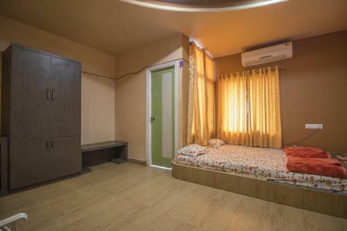 Hotel Bhimas Paradise