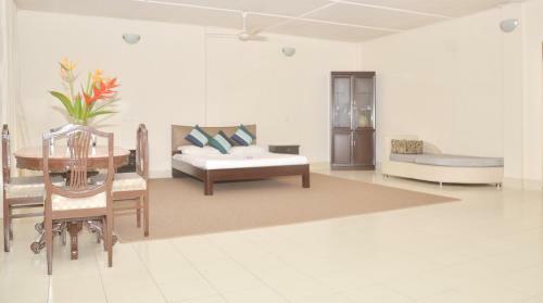 Hostal The Oasis Guest House