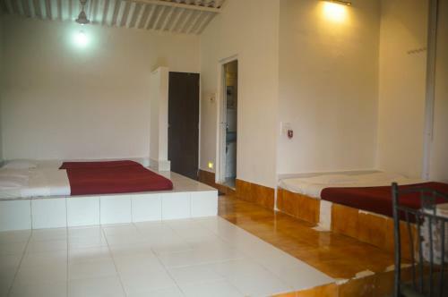 Hotel Dabhosa Waterfall Resort, A Nature Trails Resort