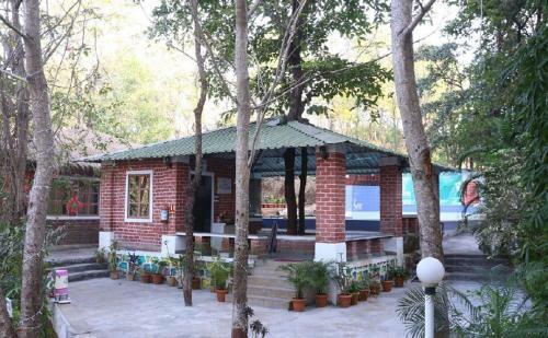 Hotel Dabhosa Waterfall Resort, A Nature Trails Resort