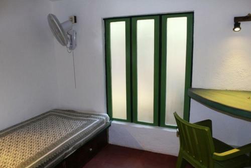 Hostal Sharnga Guest House