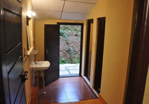Hotel Vihangama Holiday Retreat