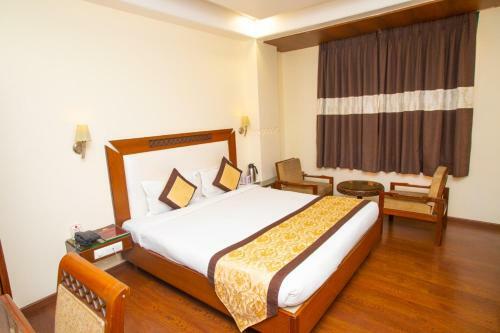 Simran Heritage(business Hotel)