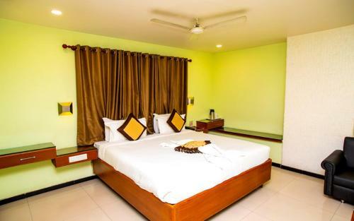 Simran Heritage(business Hotel)