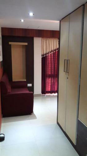 Hotel Star Msr Residency