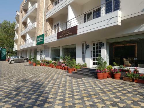 Hotel Clarks Residences Bhowali