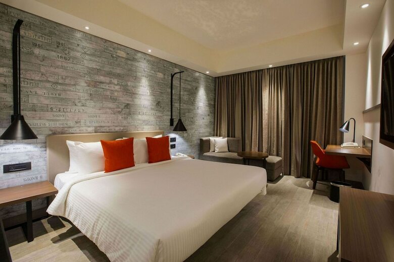 Hotel Lemon Tree Premier City Center Pune