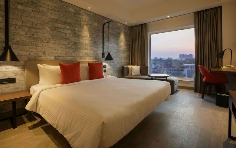 Hotel Lemon Tree Premier City Center Pune