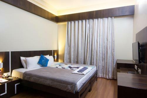 Hostal Amanora Park Town