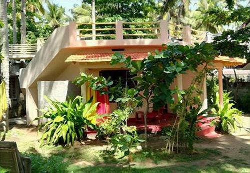 Hotel Sukriti Beach Resort
