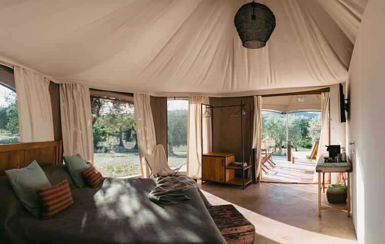 Lodge Iuta Glamping & Farm