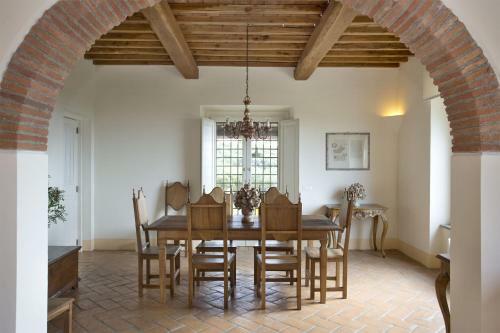 Podere Dottrina Villa Sleeps 12 Wifi