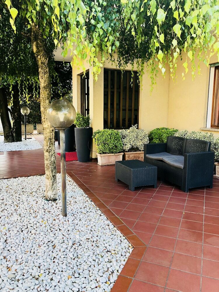 Hostal Caminhouse