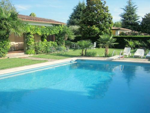 Modern Villa In Lazise With Private Pool