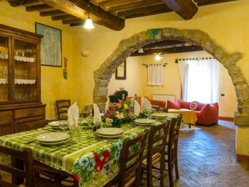 Pierle Villa Sleeps 9 Wifi