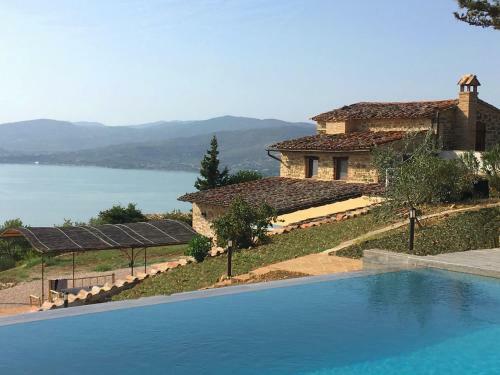 Provincial Villa In Magione Italy With Private Pool