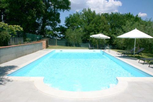 Ascianello Villa Sleeps 9 Pool
