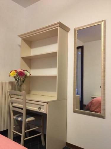 La Perla Apartments