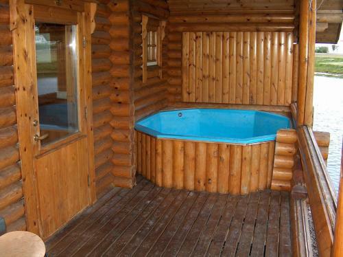 Hostal Brimnes Bungalows